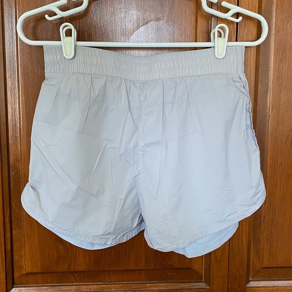 Athleta Girl Athletic Shorts with Spandex Liner Grey Size XXL 16 - Picture 4 of 6